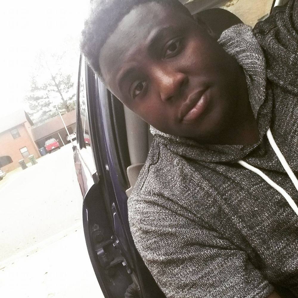 Meet your Posher, Malik